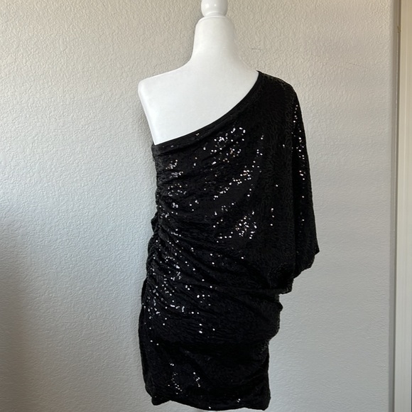 Guess by Marciano One shoulder black sequins mini dress - Picture 2 of 7